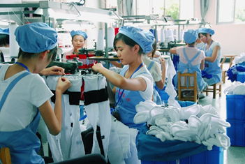 京喜12.12升級社交新玩法，50萬款“工廠造”好貨以低價出擊